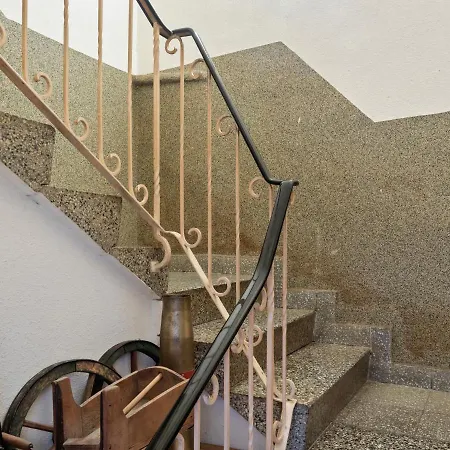 Cosy With Traditional Cuisine Apartment Sandl